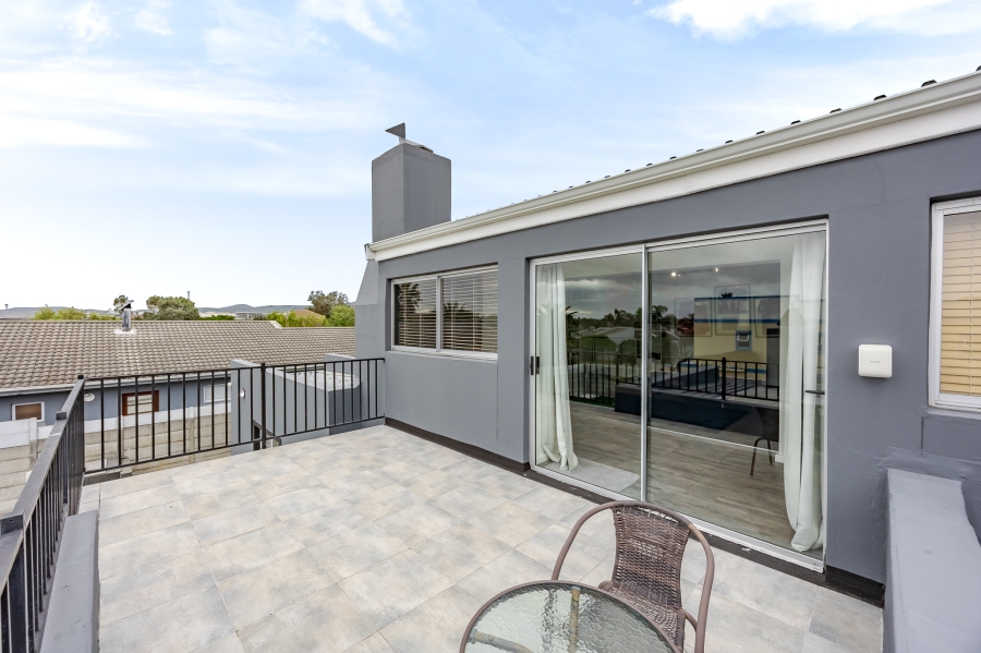4 Bedroom Property for Sale in Milnerton Ridge Western Cape